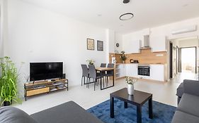 Gde Rakoczi 27 Apartmant